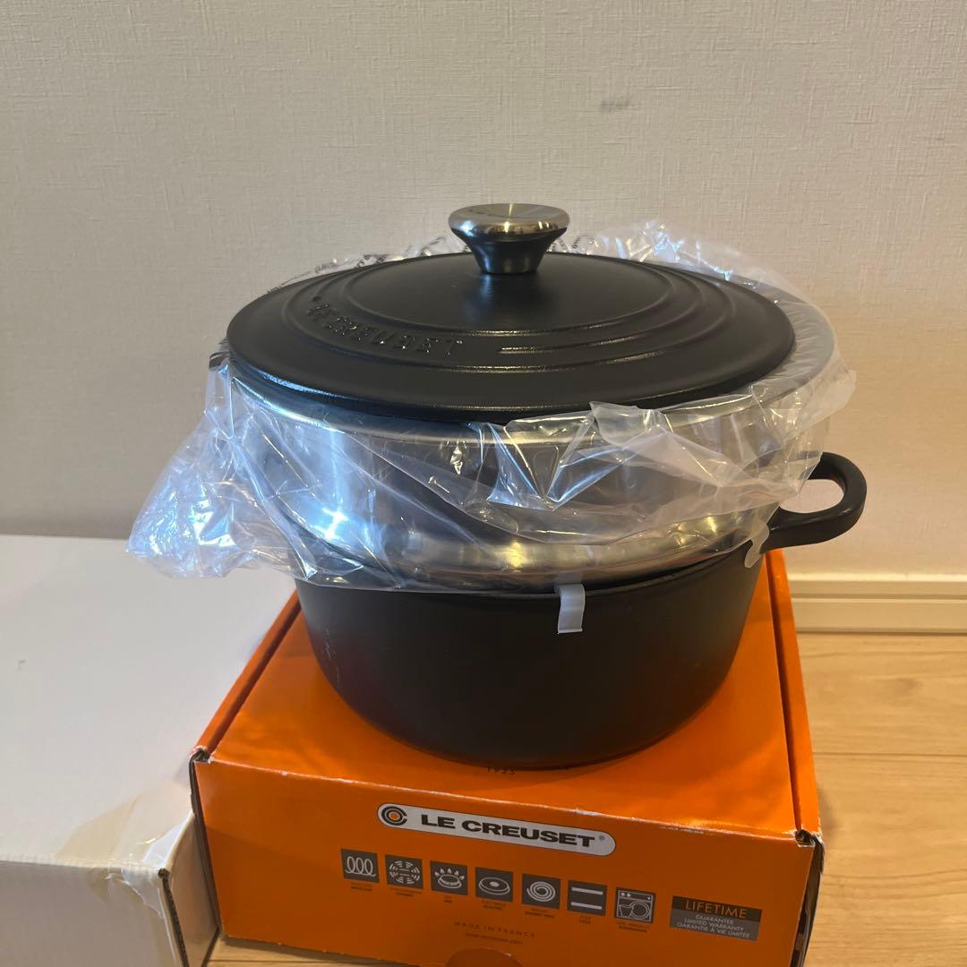 《未使用品》ル・クルーゼ ココット・ロンド 22cm、スチーマーセット