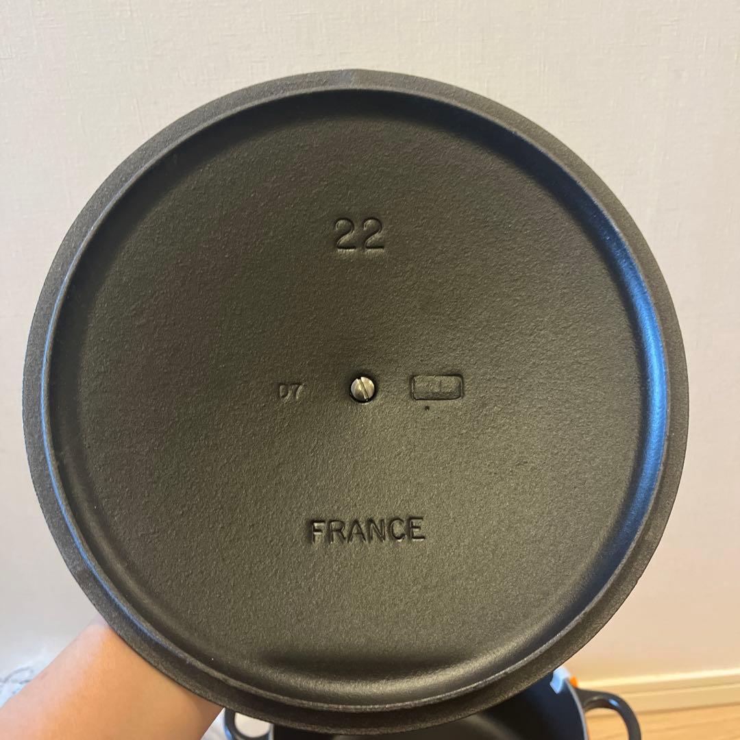 《未使用品》ル・クルーゼ ココット・ロンド 22cm、スチーマーセット