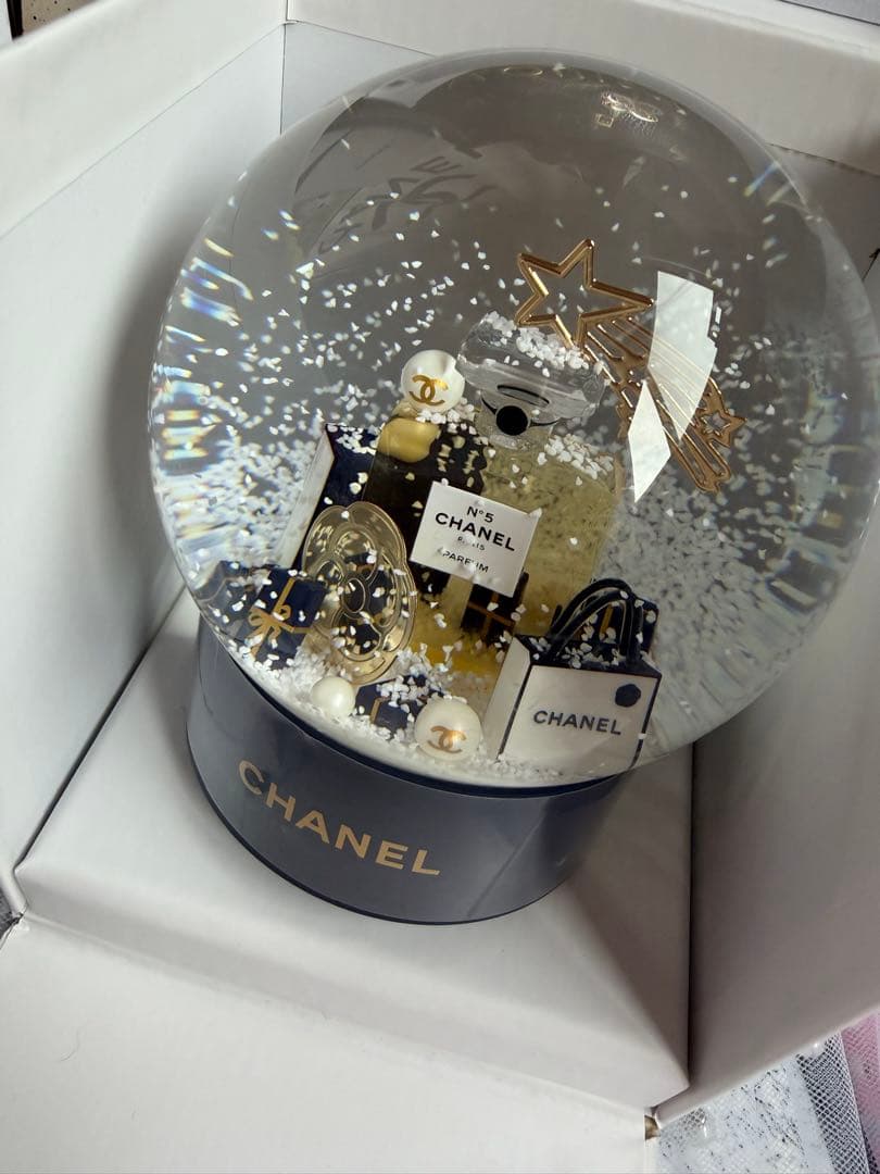 シャネル　CHANEL スノードーム　2025年 ホリデー限定 ビューティー