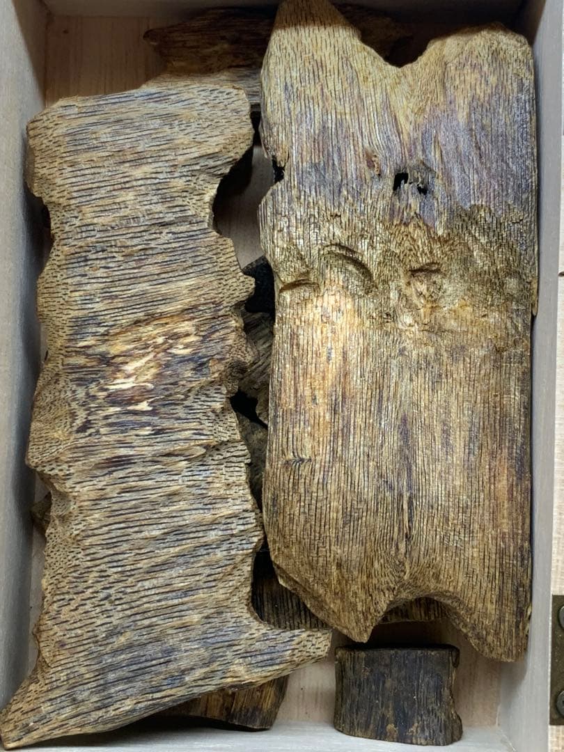 極上白伽羅 沈香 香木 重さ:50g 限定価格