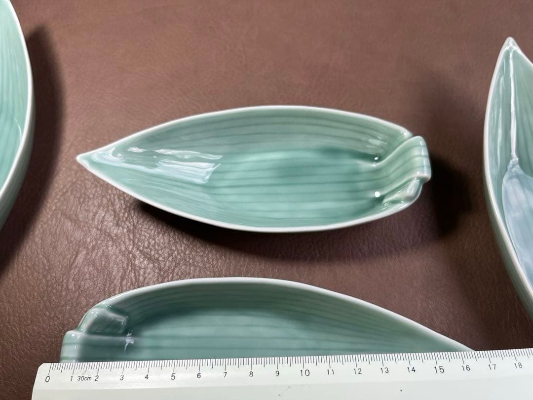 深川製磁　百年庵　笹青磁　笹舟取皿揃