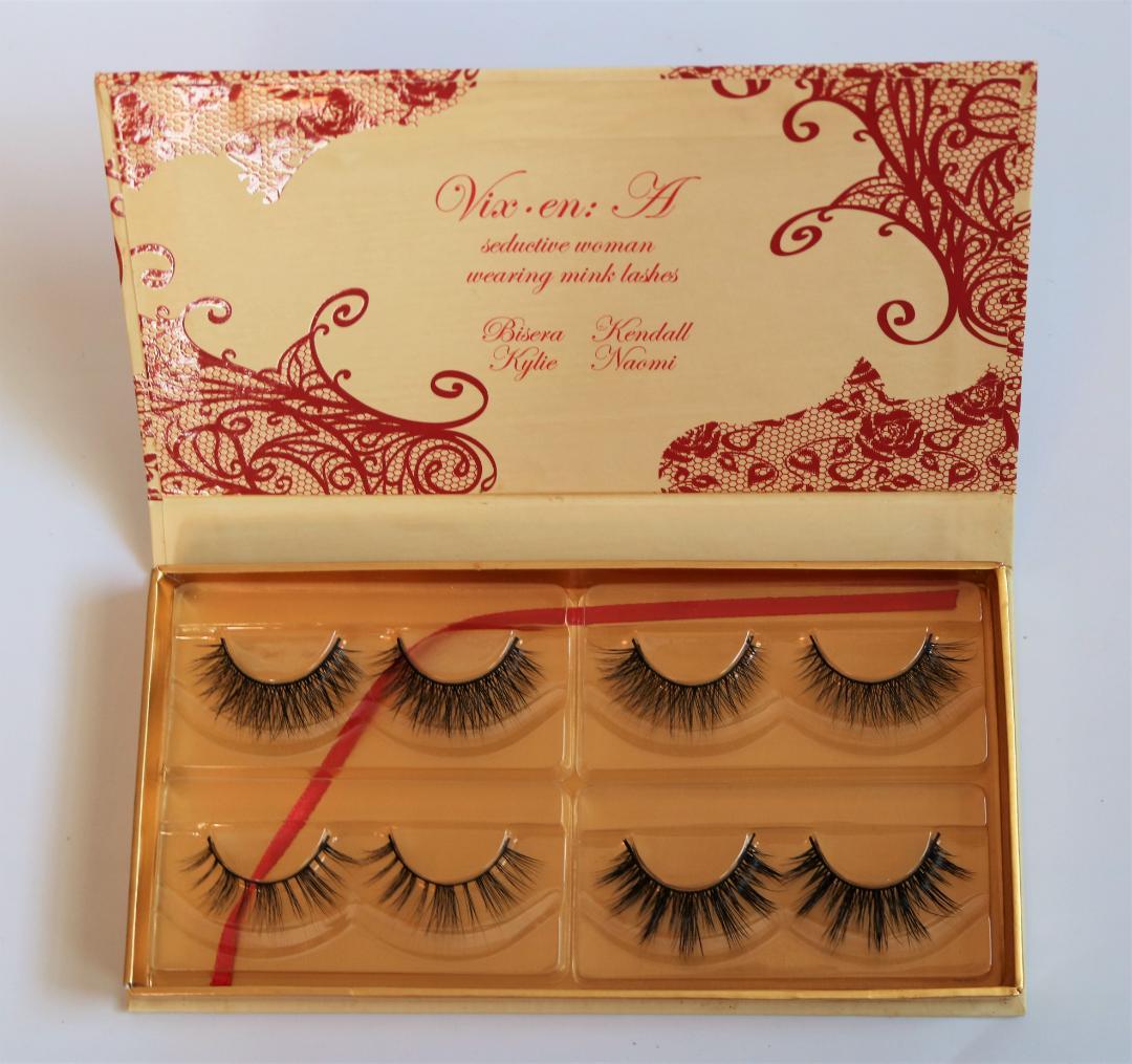 新品★ LENA LASHES★ 4ペア 上質なまつげ★ 再利用可能♪♪♪