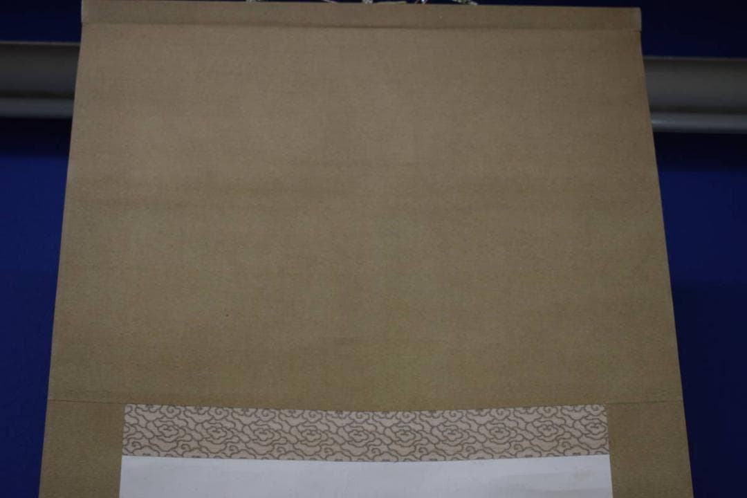 真作/浄土真宗/西本願寺/津田白印/菊画賛/軸先紫檀/布袋屋掛軸HI-956