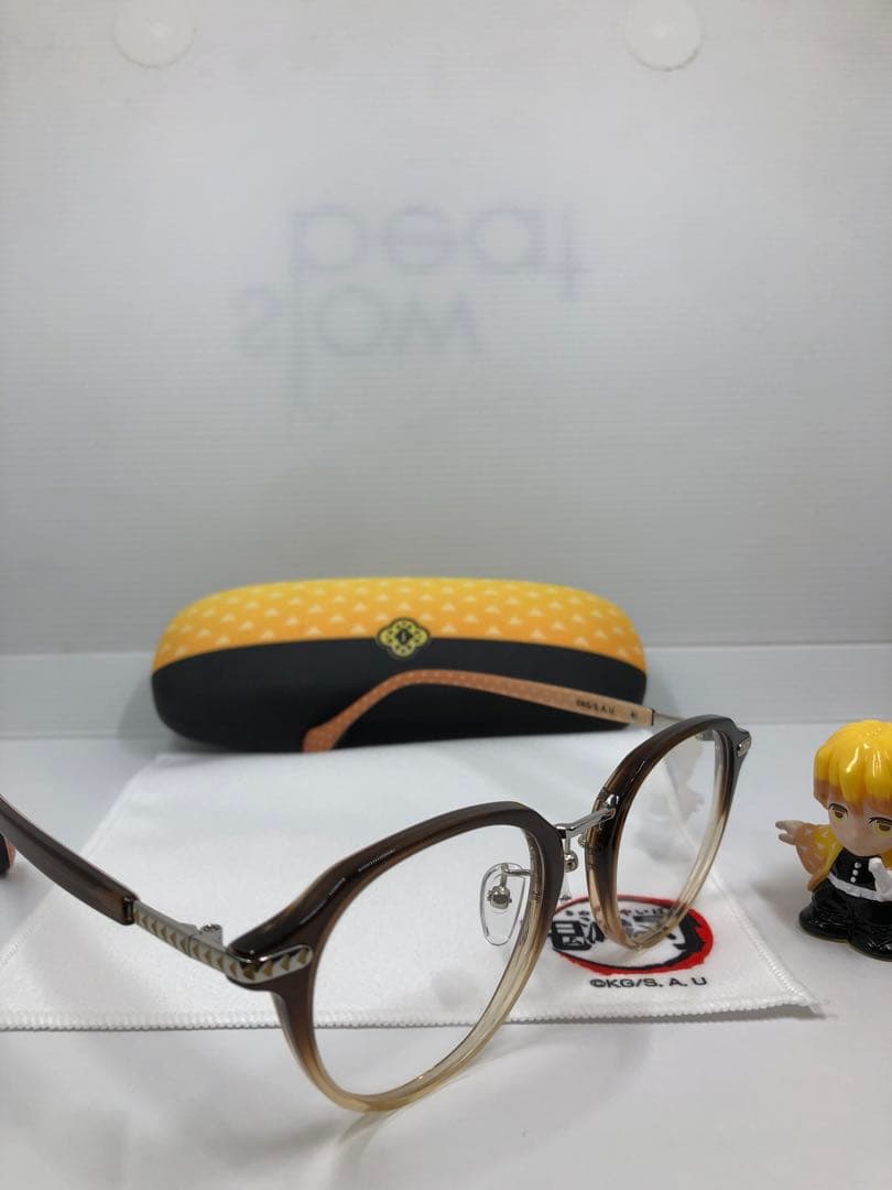 我妻善逸　メガネフレーム　ラウンド