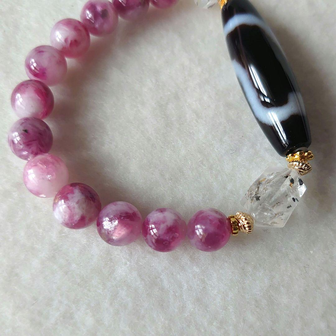 サラちゃん　白蛇天珠ピンクレピドライトオイル入ハーキマーダイヤモンド逸品