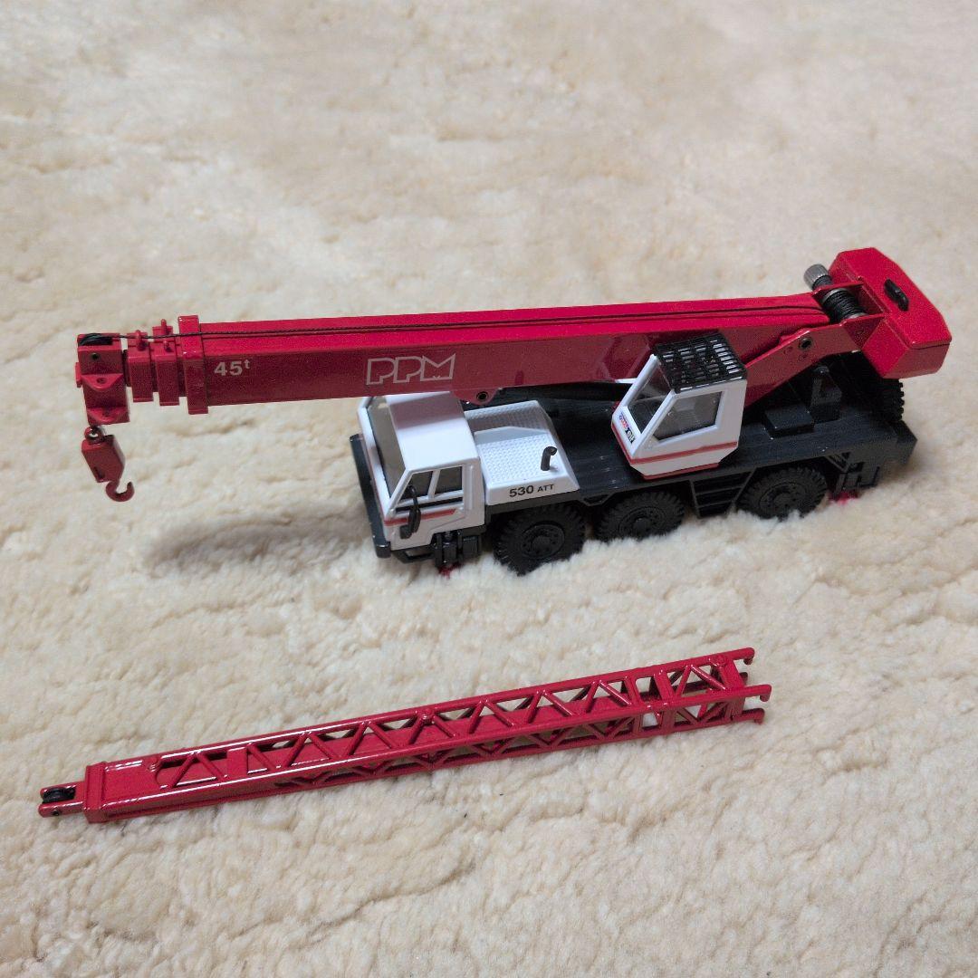 【値下げ】530 ATT 赤いクレーン付きミニカー