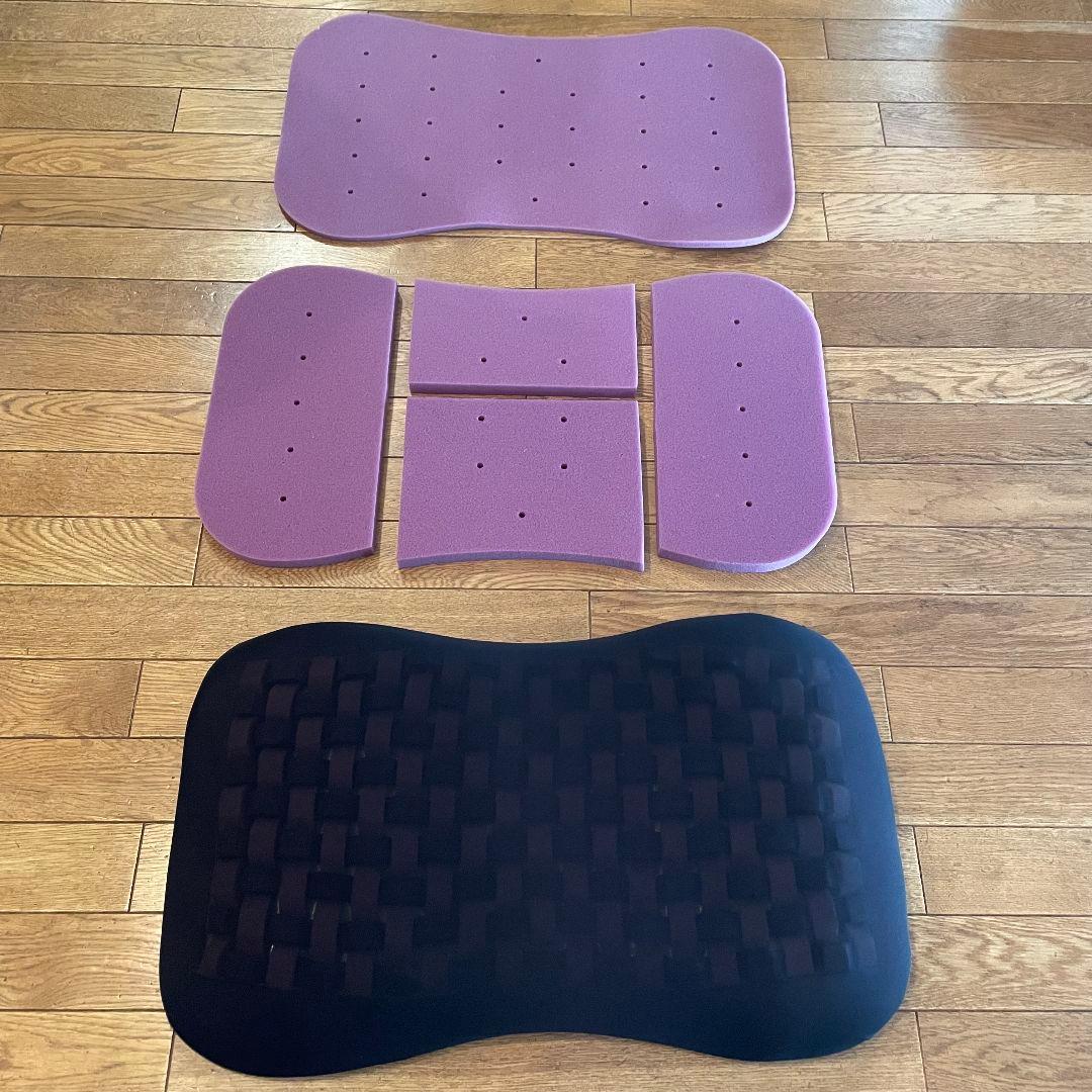 【美品】西川エアー4D ピロー（低め）別売り専用カバー付き　グレーベージュ