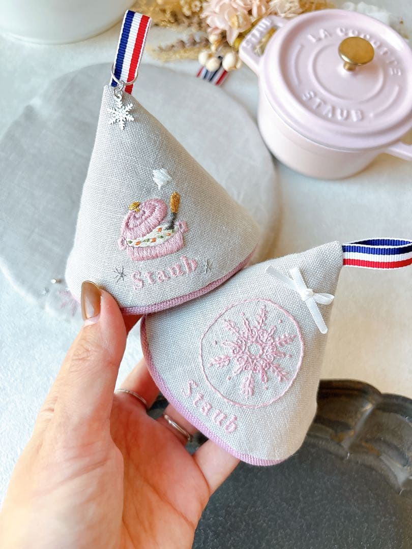 【Y⁎】スノーフレーク　ストウブ　鍋つかみ　鍋敷き　雪の結晶【オーダー分】