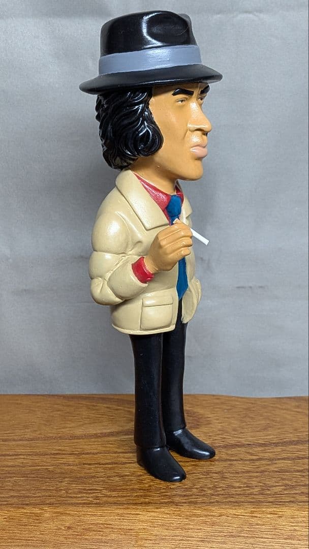 松田優作　ソフビ　フィギュア　探偵物語　工藤ちゃん　サングラス付　塗装済みその2