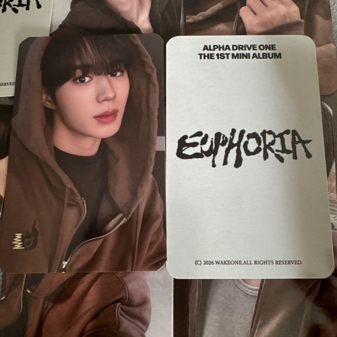 ALD1 韓国 ポップアップ EUPHORIA フーディ トレカ ジュンソ - メルカリ