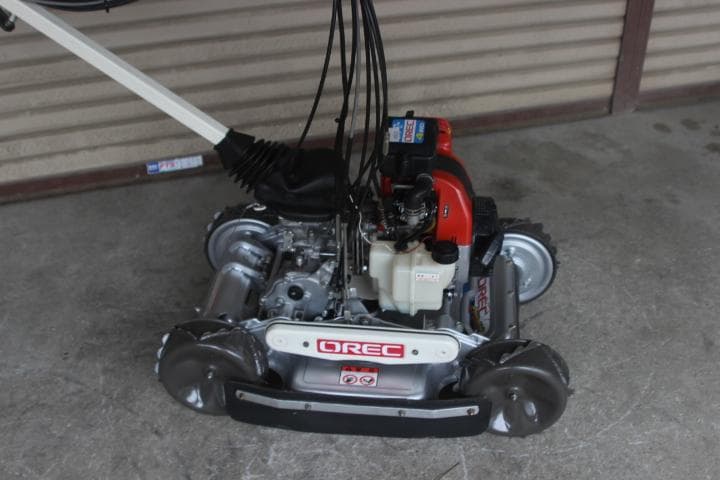 草刈機　オーレック　スパイダーモアー　SP851AF　4WD　斜面刈　爪新品