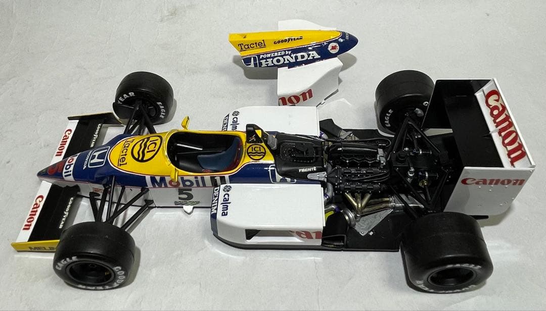 1/20 ウィリアムズFW11 F-1 '86チャンピオンマシン [完成品] 1/20 '86