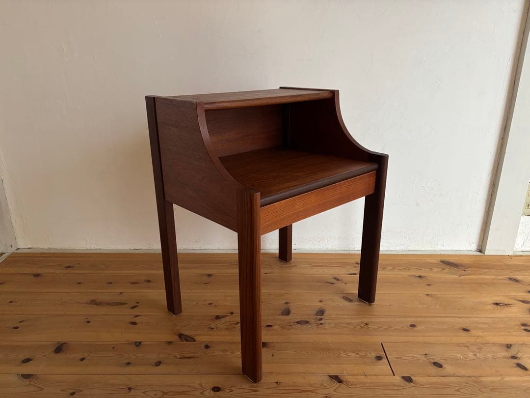 北欧ヴィンテージ　デンマーク　チーク　キャビネット