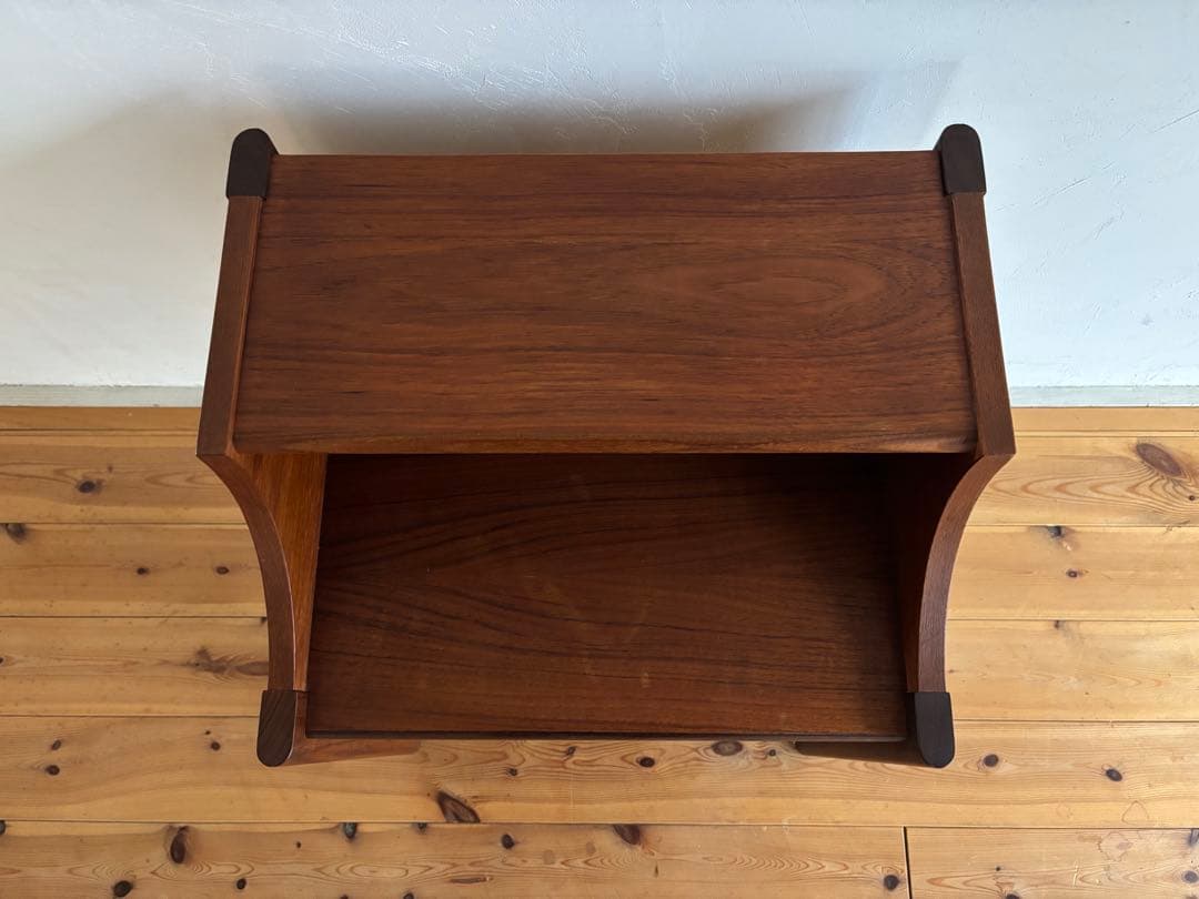 北欧ヴィンテージ　デンマーク　チーク　キャビネット