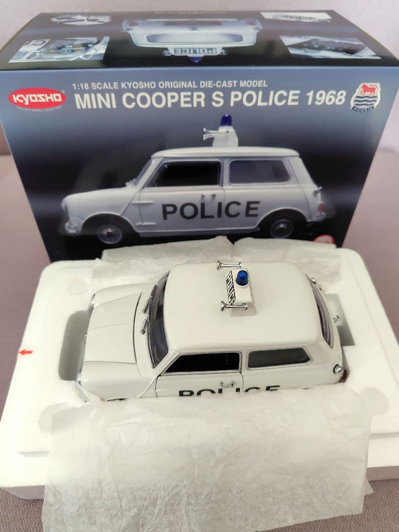 京商1/18 MINI COOPER S POLICE 1968