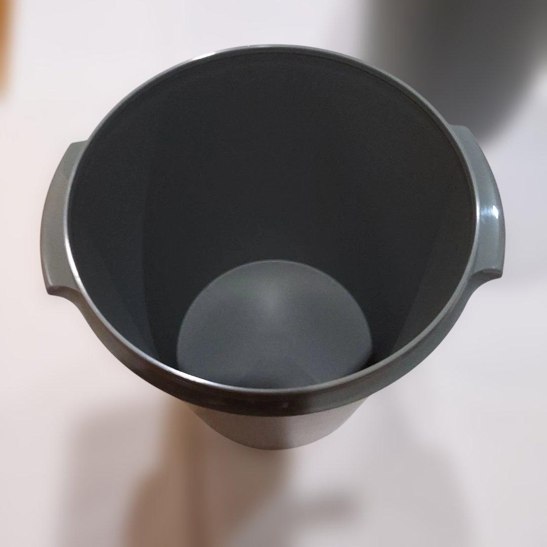 Tupperware グレー 保存容器 2個セット、マキシデコレーター