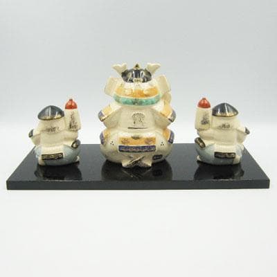 五月人形　彩雅初陣大将　薬師窯　兜　初節句　端午の節句　陶器　男の子　化粧箱入