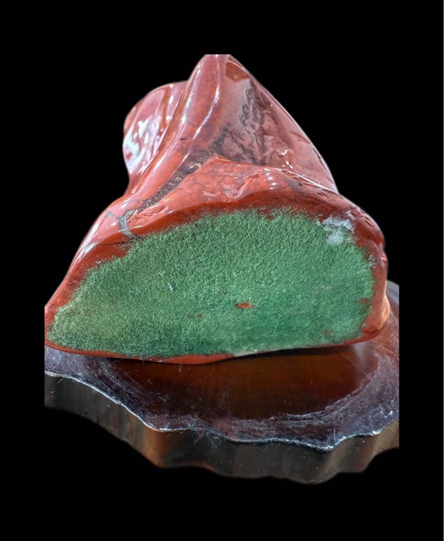 赤色の石の抽象置物鑑賞石 赤石 飾り石 碧玉 磨き石 台座付き 石