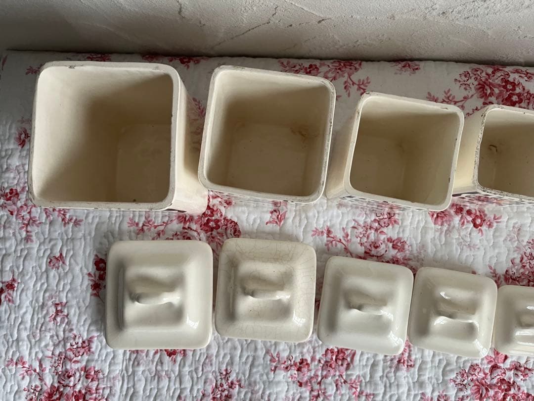 値下げフランスアンティークバラ柄の陶器のキャニスター6個セット& SELボックス