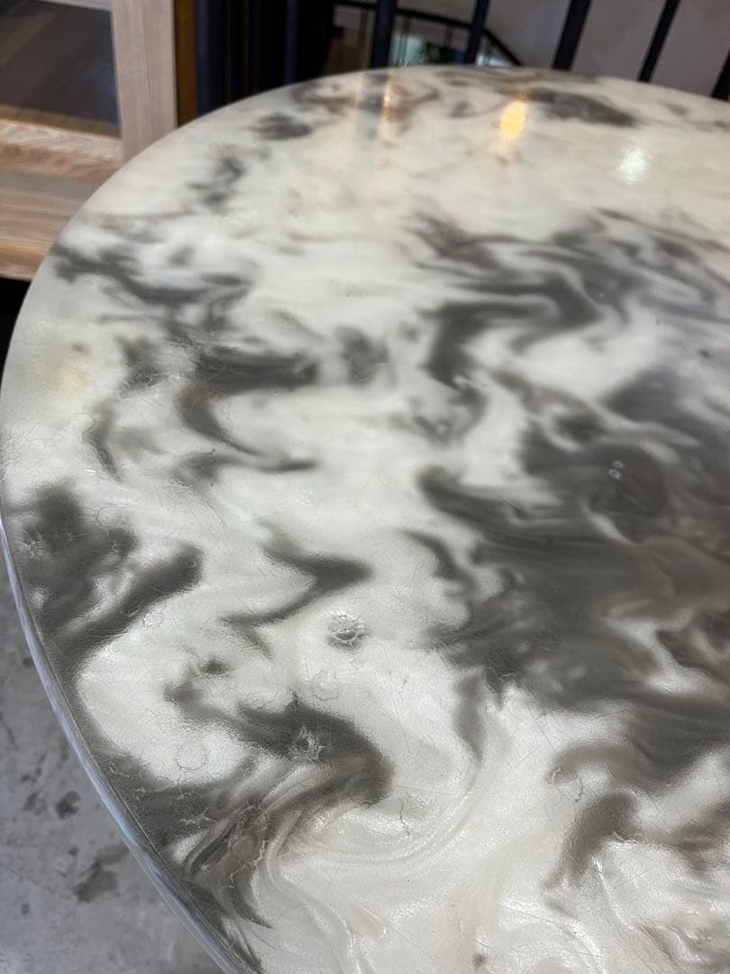 チューリップテーブル　リプロ