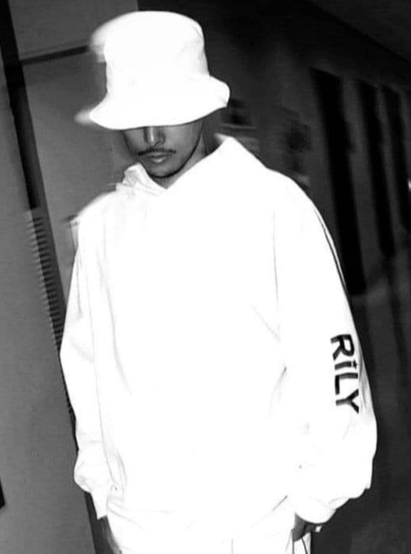 RiLY コーデュロイ フーディー 今市隆二 - メルカリ