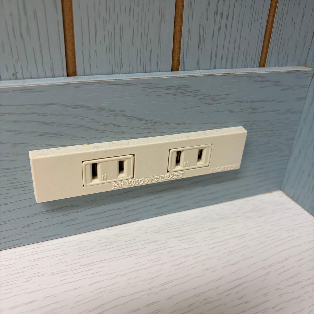 カップボード 幅60 オープンボード 食器棚 扉付き収納コンセント付きカントリー