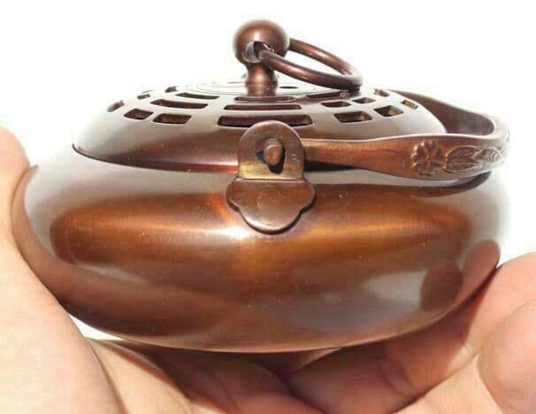 真鍮レトロ 置物 古代暖炉 手のひら炉