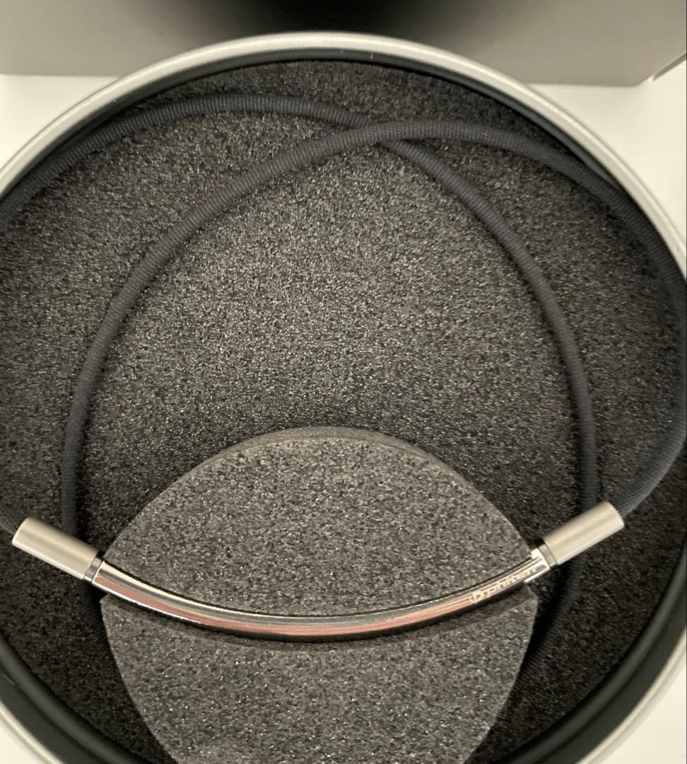 ファイテン　RAKUWAネック メタックス ラウンド　シルバー/ブラック　50㎝