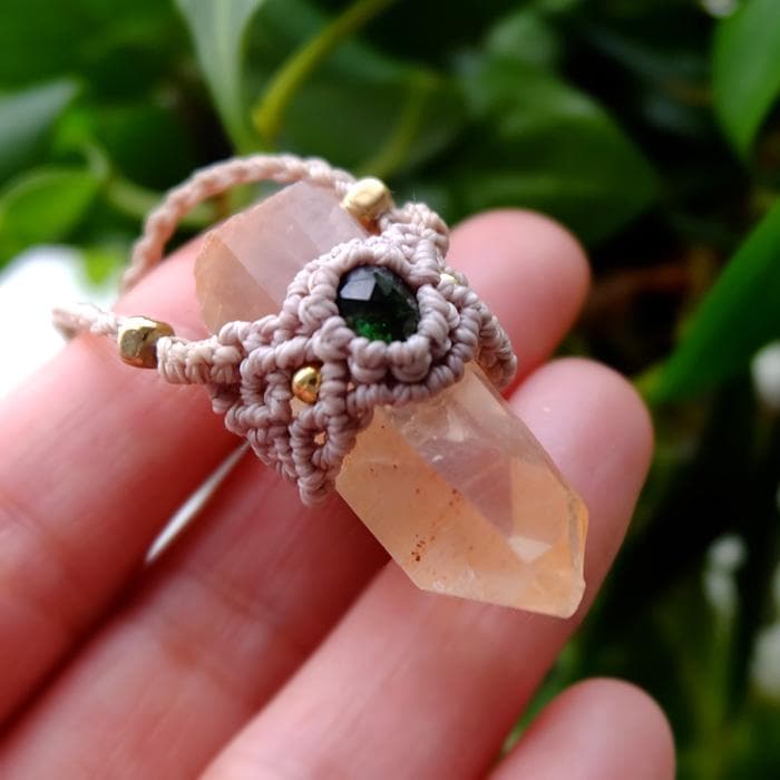 タンジェリンレムリアンクォーツ ・グリーントルマリン マクラメ