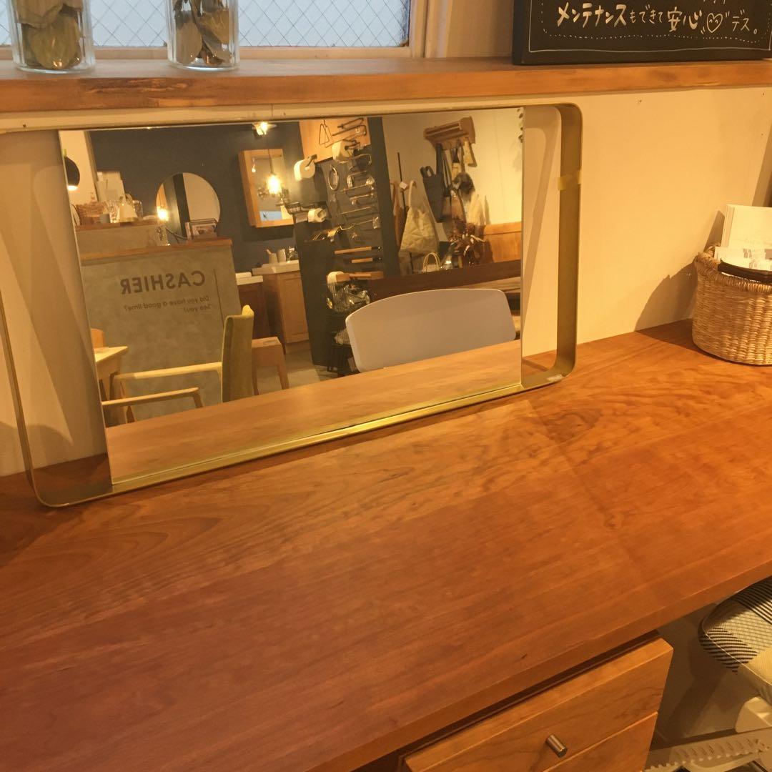 AXIS 壁掛けミラー　真鍮（ゴールド）