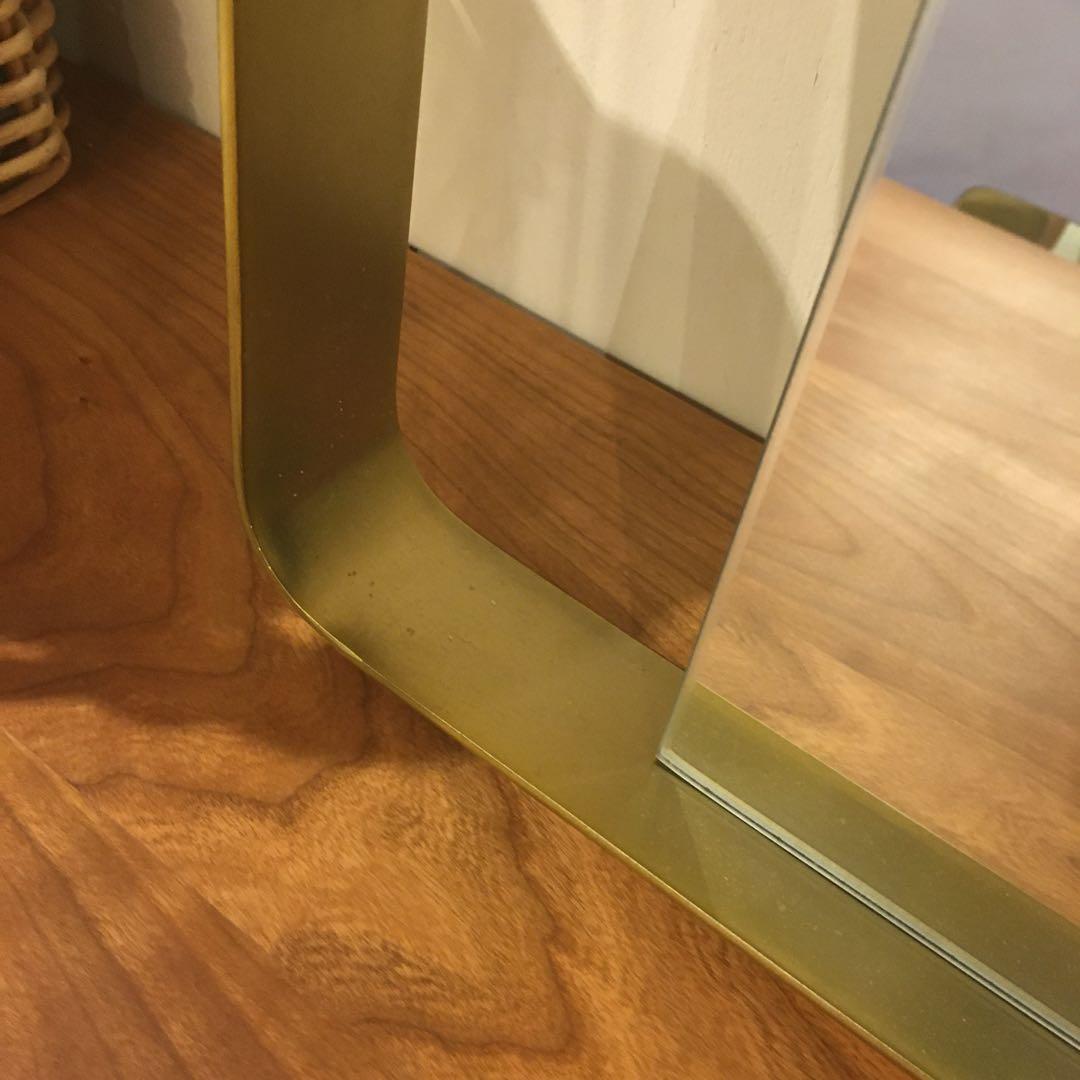 AXIS 壁掛けミラー　真鍮（ゴールド）