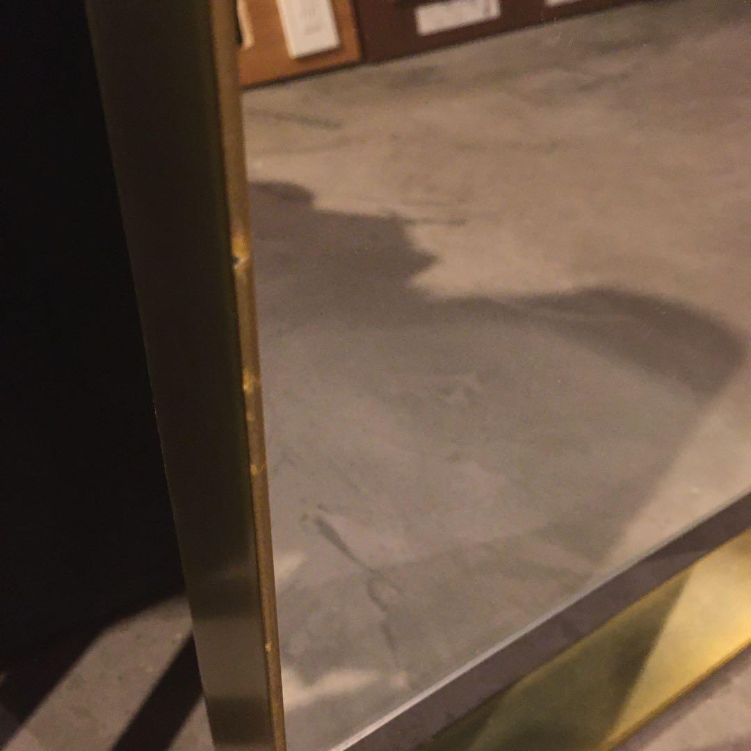 AXIS 壁掛けミラー　真鍮（ゴールド）