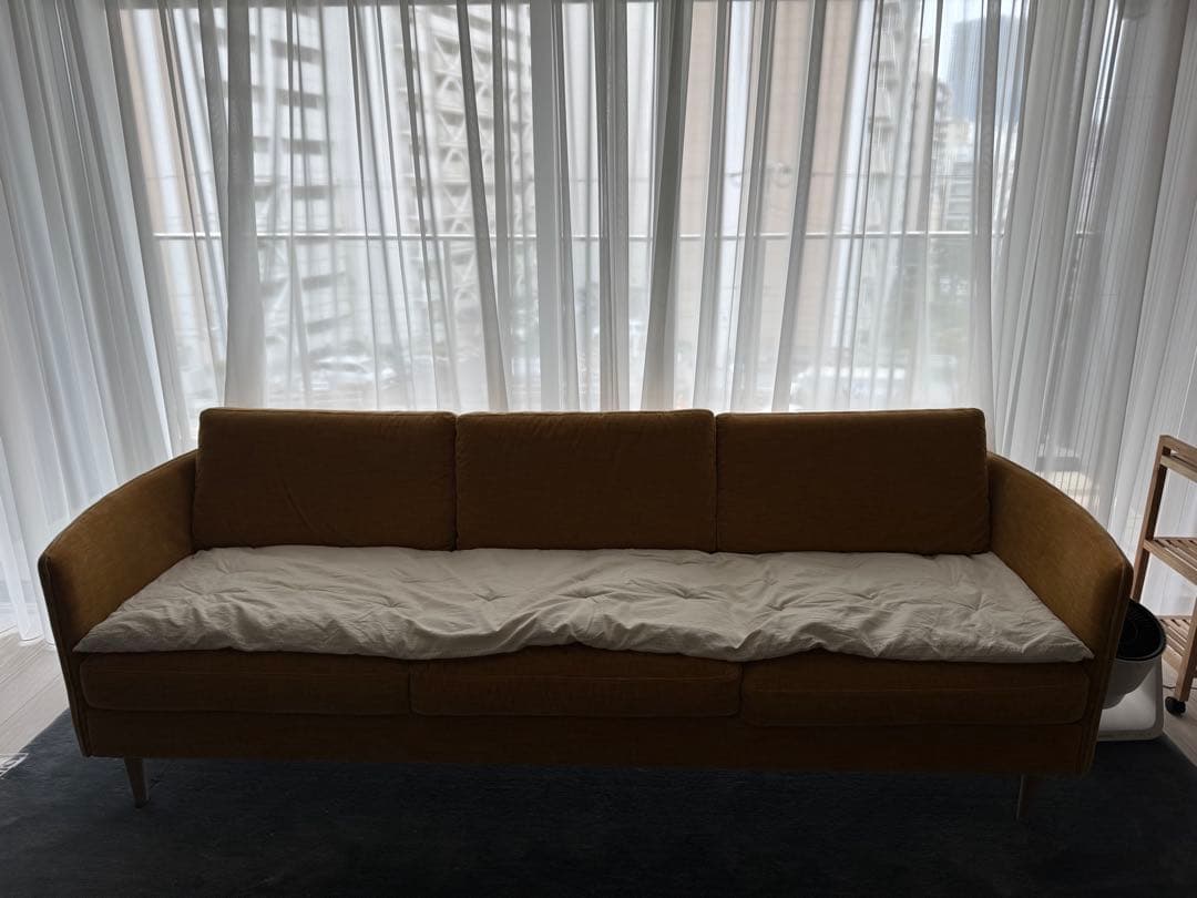 ボーコンセプト　マスタード色 3人掛けソファ