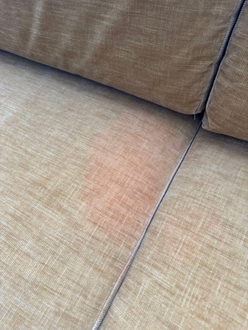 ボーコンセプト　マスタード色 3人掛けソファ