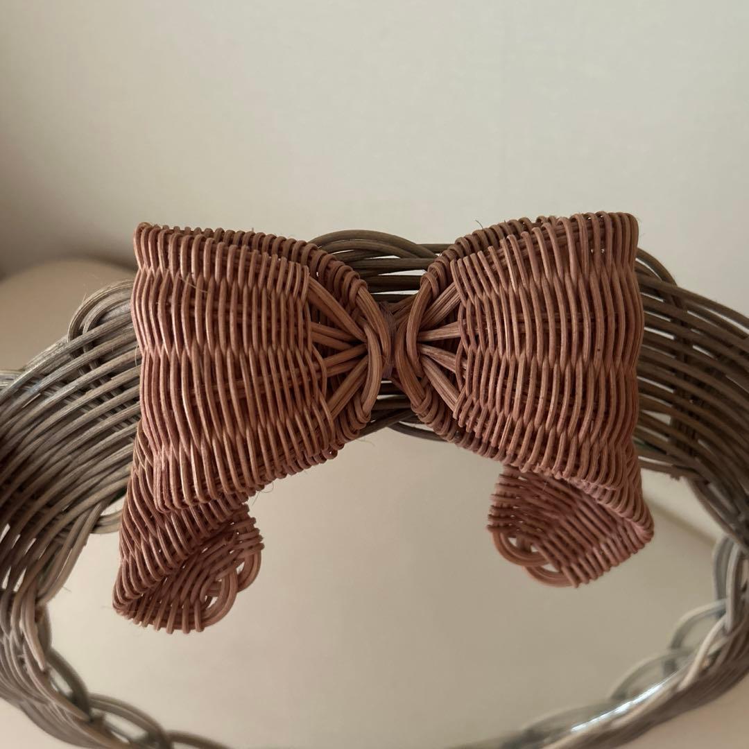 Yoshikoさん　かご　リボンの籐の鏡　ウォールミラー