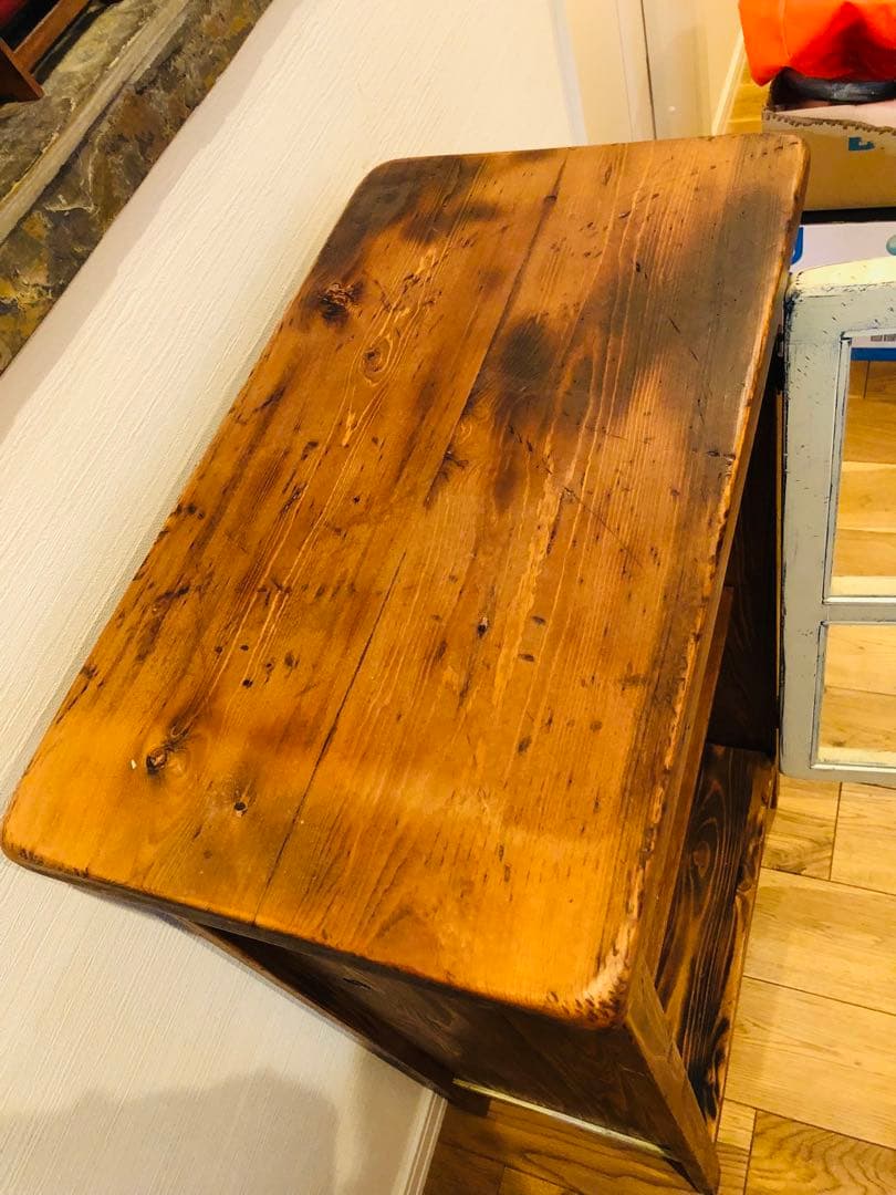 アンティーク　カップボード　ビンテージ　木製ガラス扉ラック 中型　高さ100