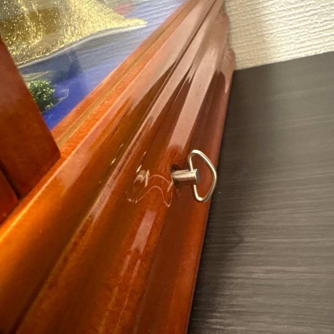 五月人形 伝統的な武士の兜 ガラスケース付き