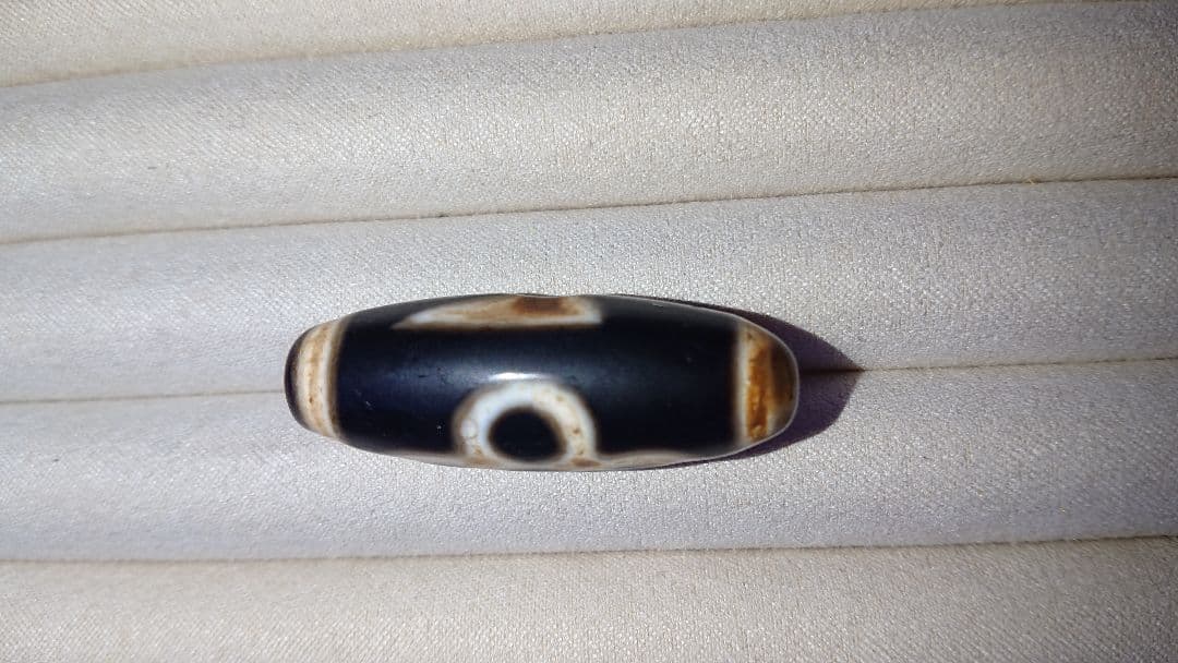 老天珠 品名:超極希少 老礦石 閃電五眼天珠