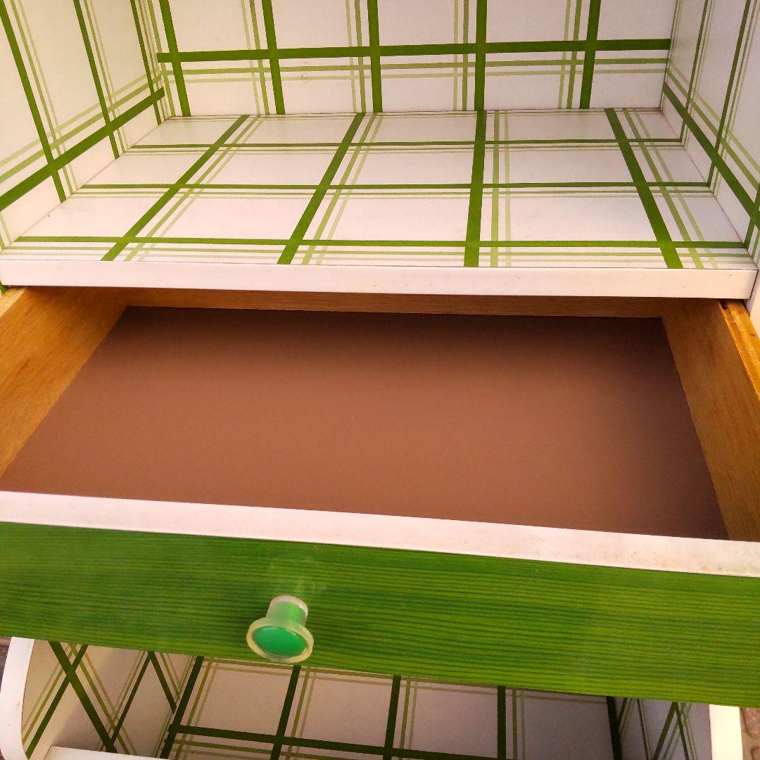 グ*ル様 昭和レトロ 飾り棚 グリーン 緑 チェスト ポップ チェック オープン