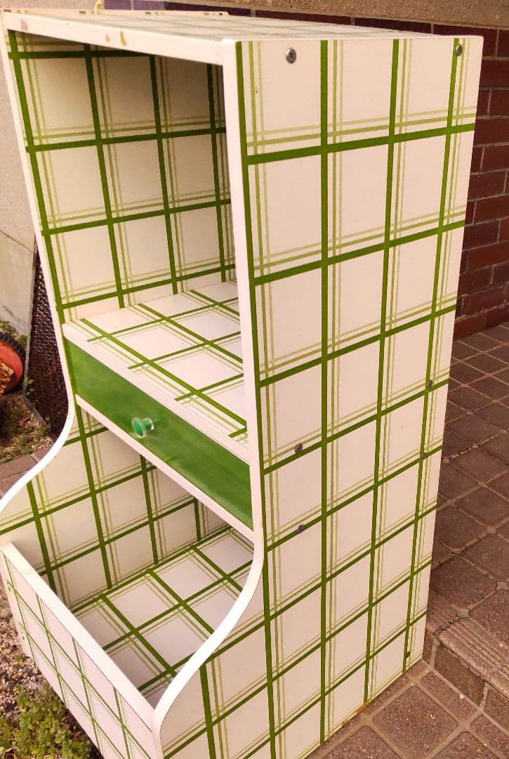 グ*ル様 昭和レトロ 飾り棚 グリーン 緑 チェスト ポップ チェック オープン