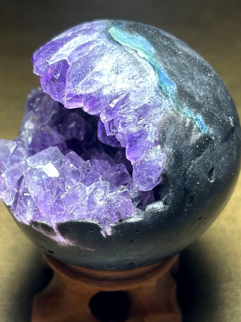 ウルグアイ産　アメジスト　笑口　スフィア　置物縦53.4×横52.3㎜（新品）