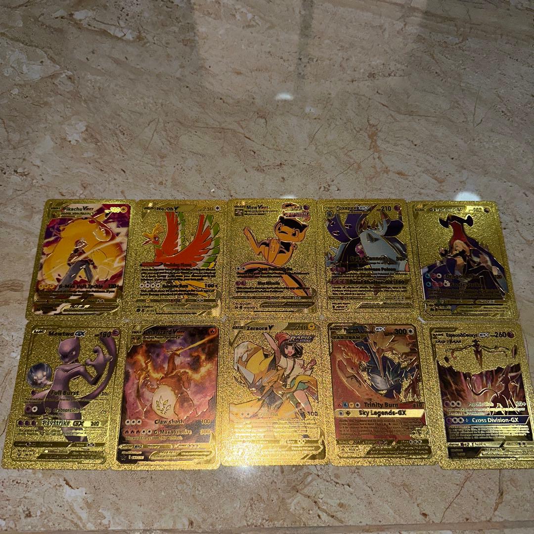 ドバイで買ったポケモンカードキラキラ