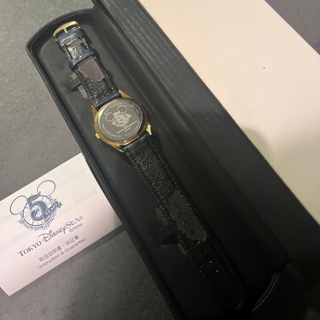 非売品❣️東京ディズニーシー5周年の記念腕時計 - メルカリ