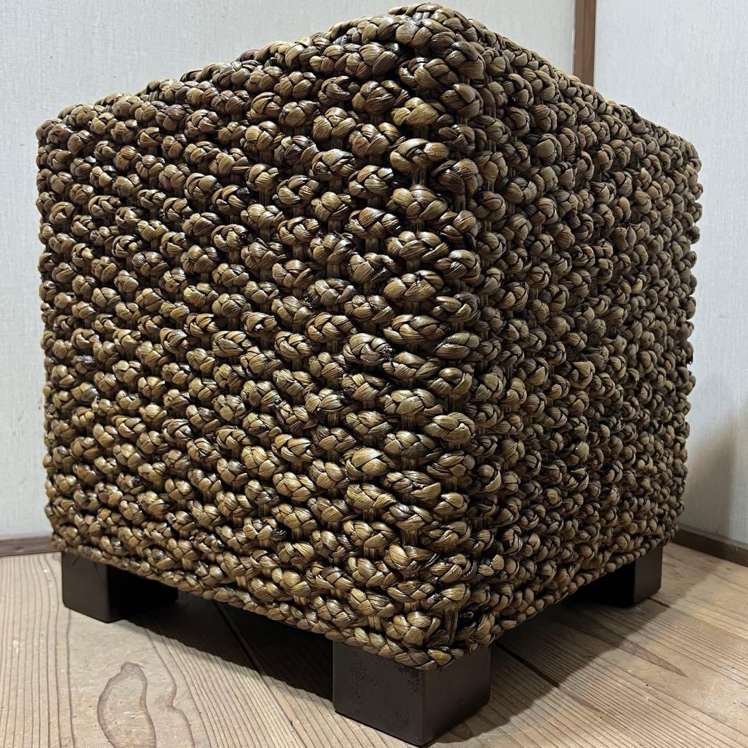 ウォーターヒヤシンスのキューブスツール 腰掛け 荷物置きにも 飾り台 バリ家具