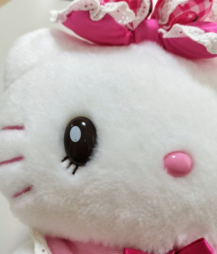 USJ限定 ハローキティ ぬいぐるみ いちご ストロベリー ドレス - メルカリ