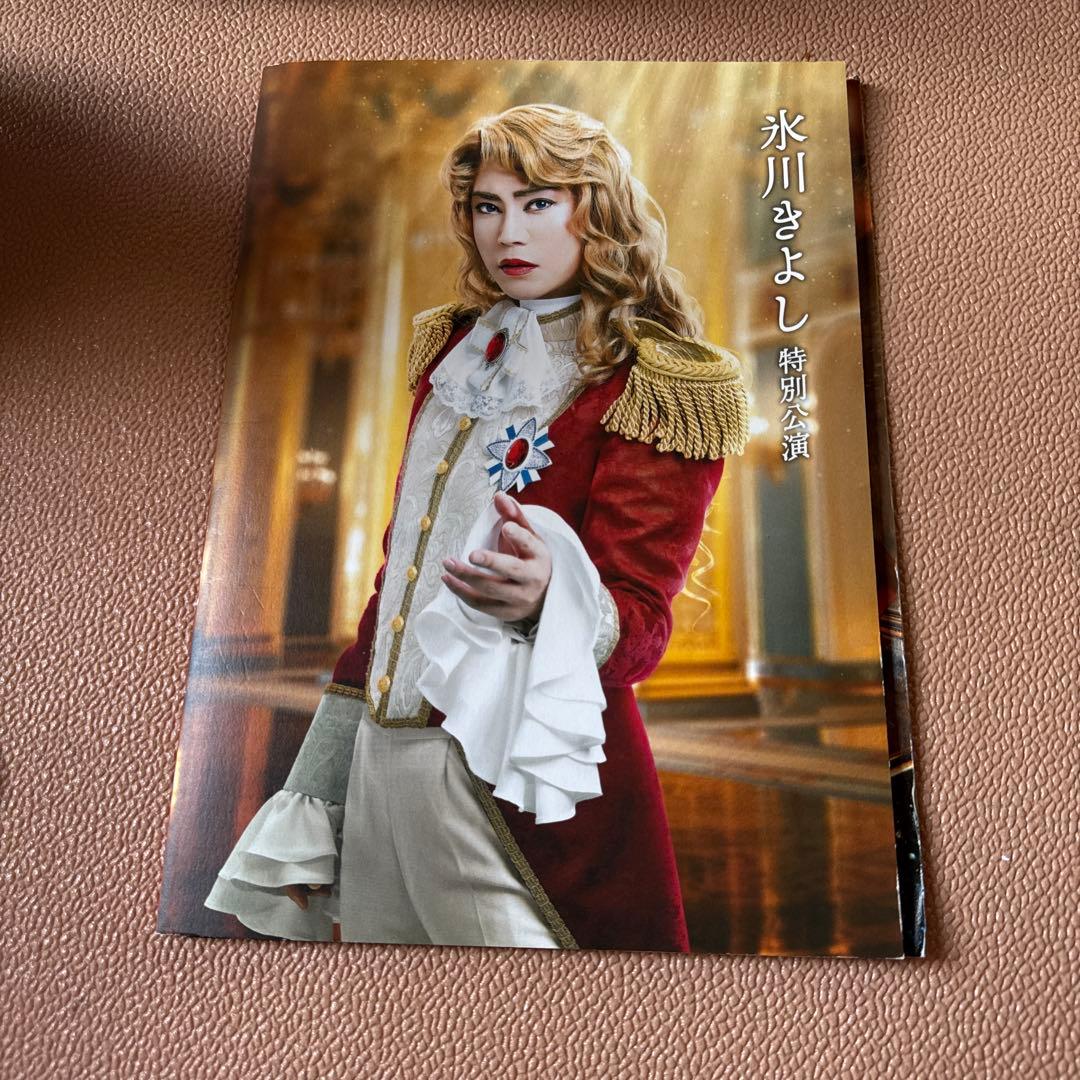 kiina特別演 ステッカーぬいぐるみアクリルスタンド