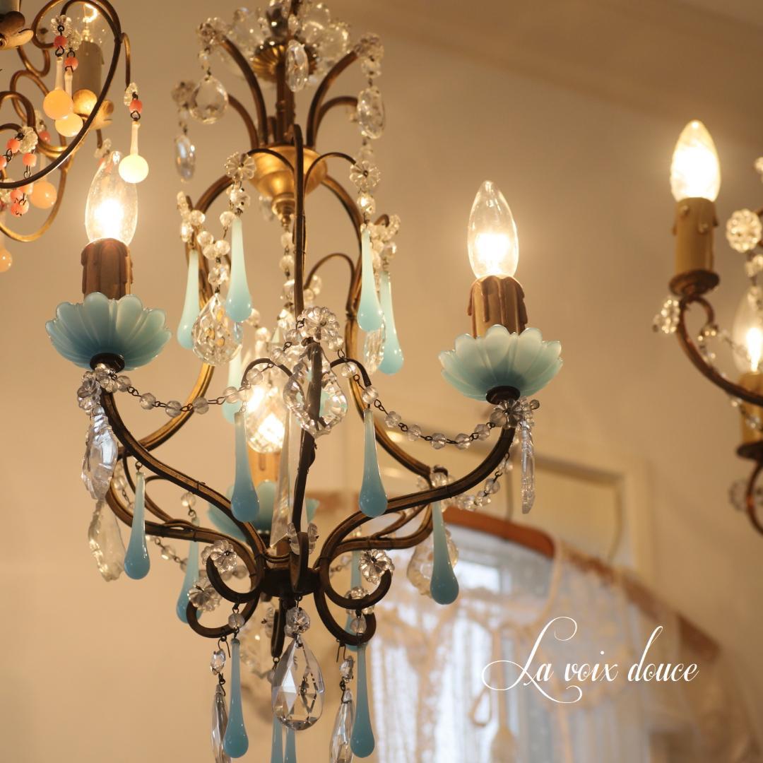 レア！アンティーク cage ブルーオパリンガラスガラス　3灯シャンデリア