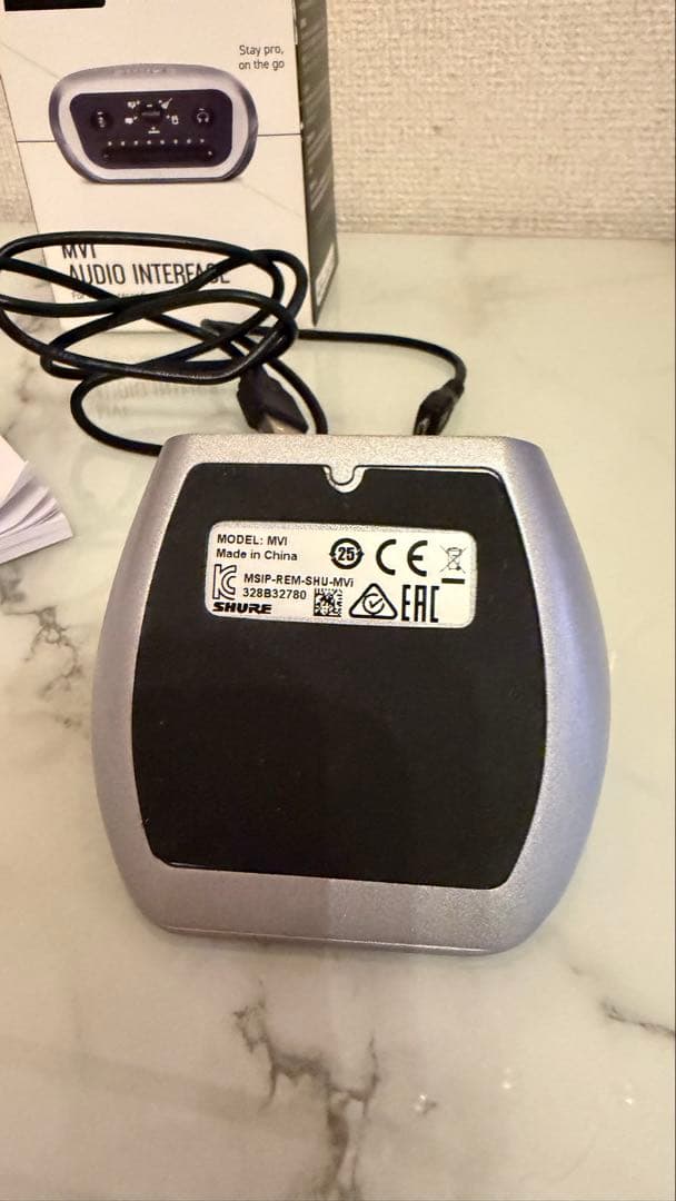 Shure MVi デジタル・オーディオ・インターフェース