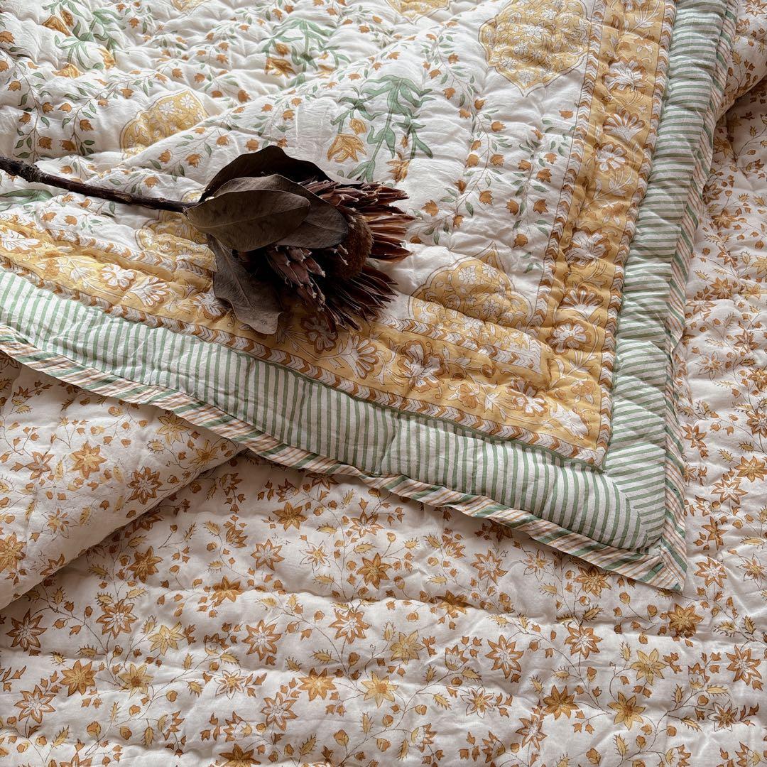 未使用※大判　インド ブロックプリント 中綿入りキルト ベビーイエロー　カバー