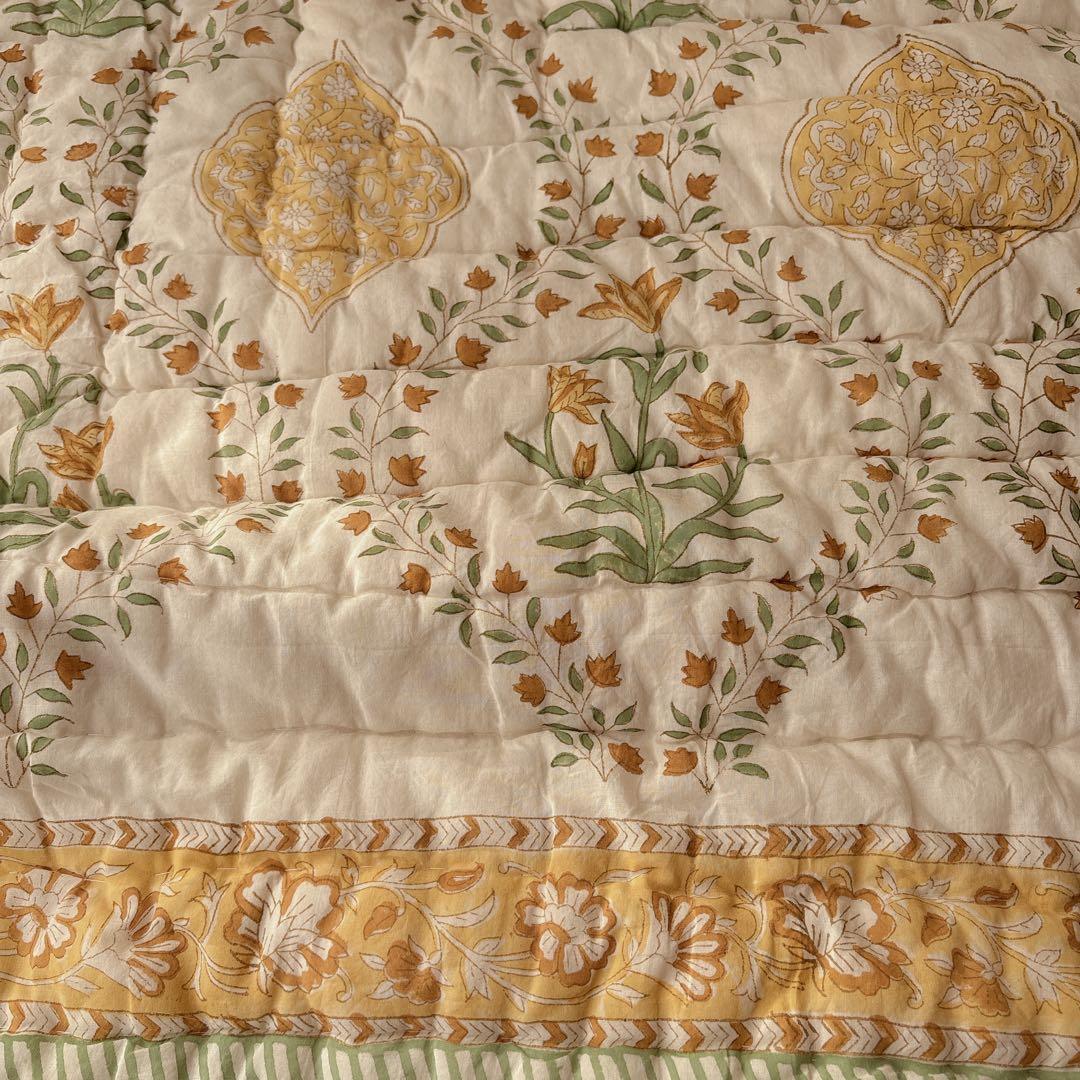 未使用※大判　インド ブロックプリント 中綿入りキルト ベビーイエロー　カバー